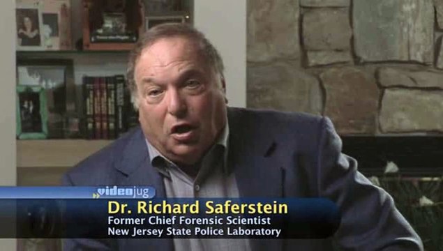 What do forensic scientists measure when comparing fibers?: CSI And Trace Evidence