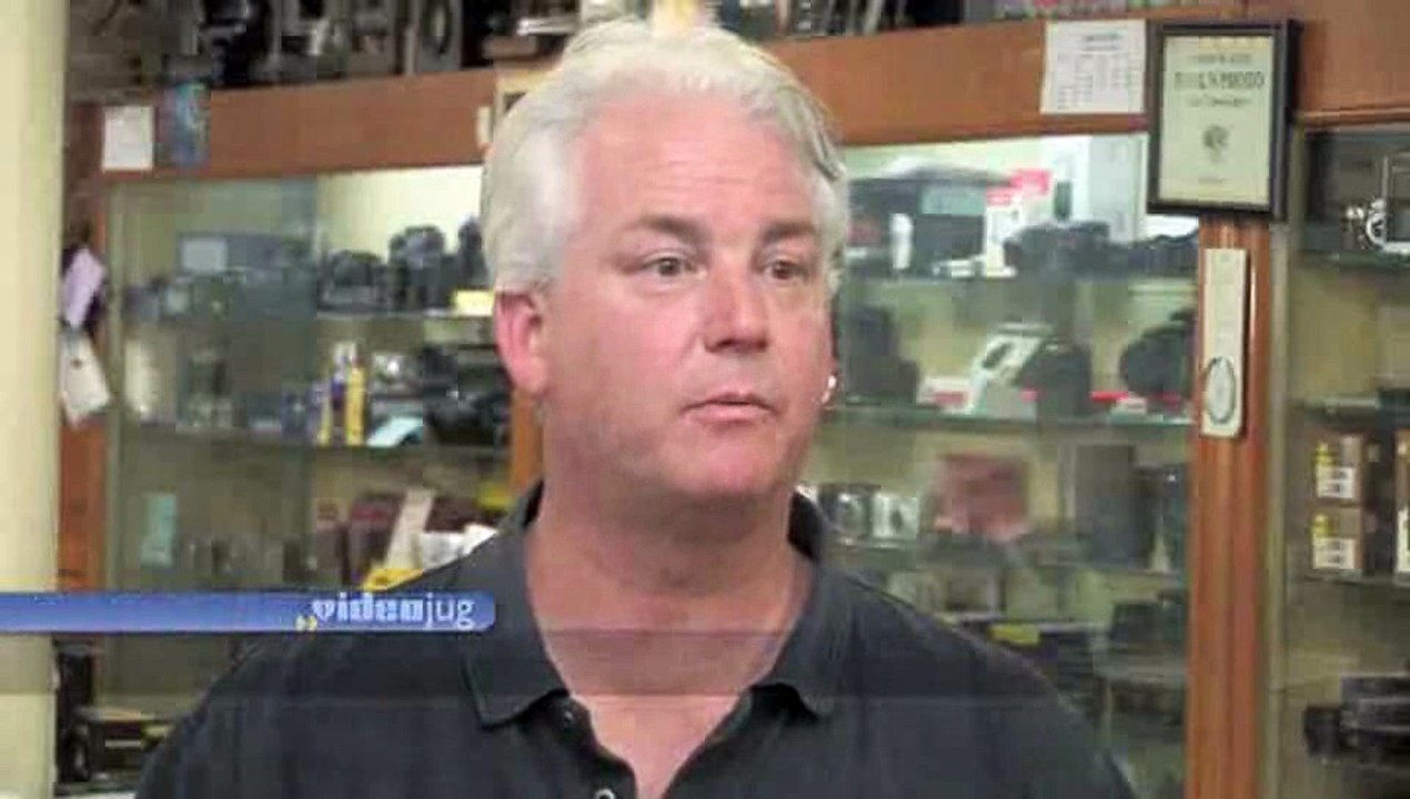 How do I delete a picture from my digital camera's storage card?: How To Delete A Picture From Your Digital Camera's Storage Card