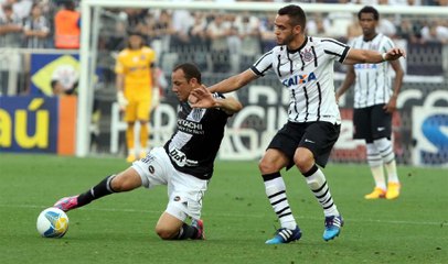 Olé! Renato Augusto dá linda caneta e levanta torcida