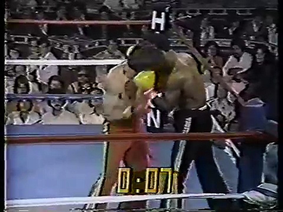 Benny Urquidez vs. Howard Jackson Full Contact Karate