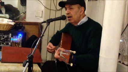 SLIMANE AZEM par ALI AOUAGUENOUN  au bar  Hôtel  Etoile  le 11 avril  2015