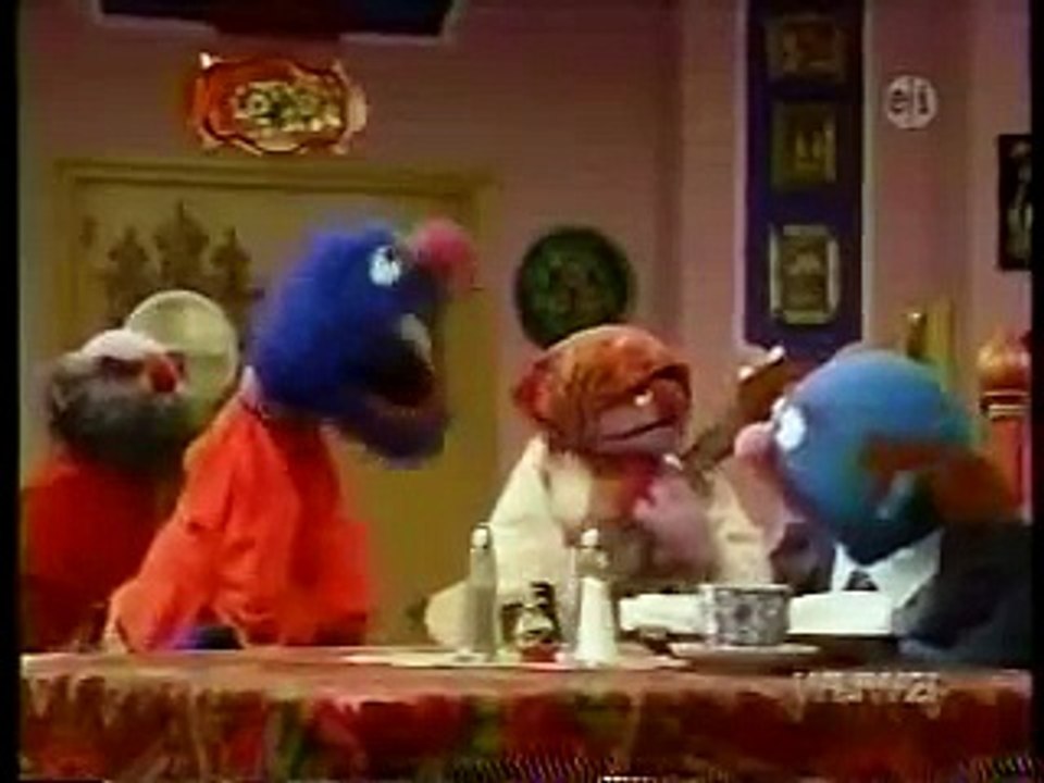 Sesame Street Charlie's Russian Restaurant video Dailymotion