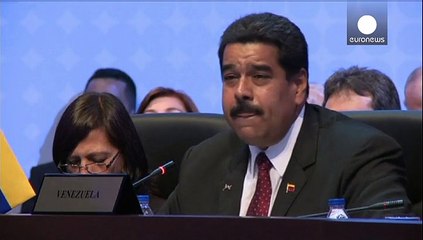 Bref échange "cordial" entre Barack Obama et Nicolas Maduro à Panama