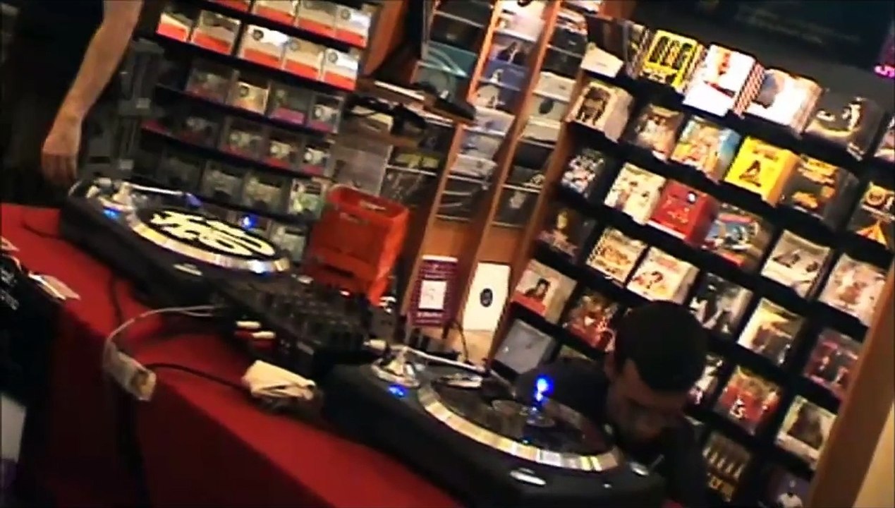MoutonNoir - Set Fnac Bastille - 2005