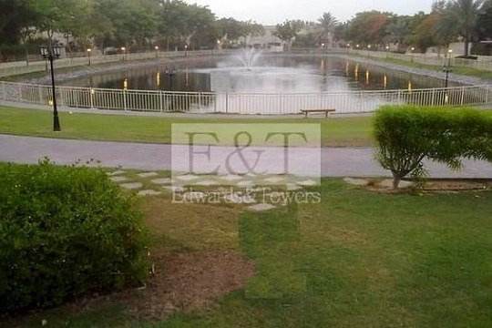 Emirates Living is offering a 2 bedroom villa in Springs 3 for rent