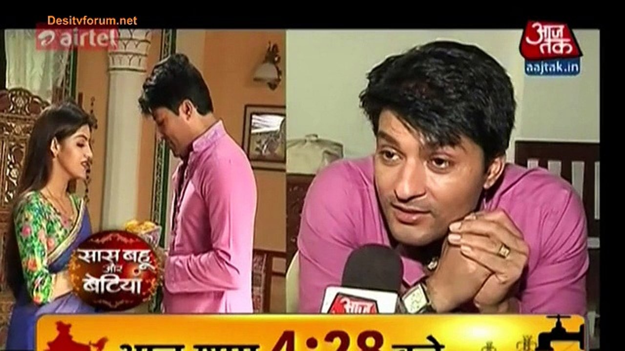 Sandhya-Suraj Ne Isharon Se Kiya Romance ! - Diya Aur Baati Hum - 12th April 2015