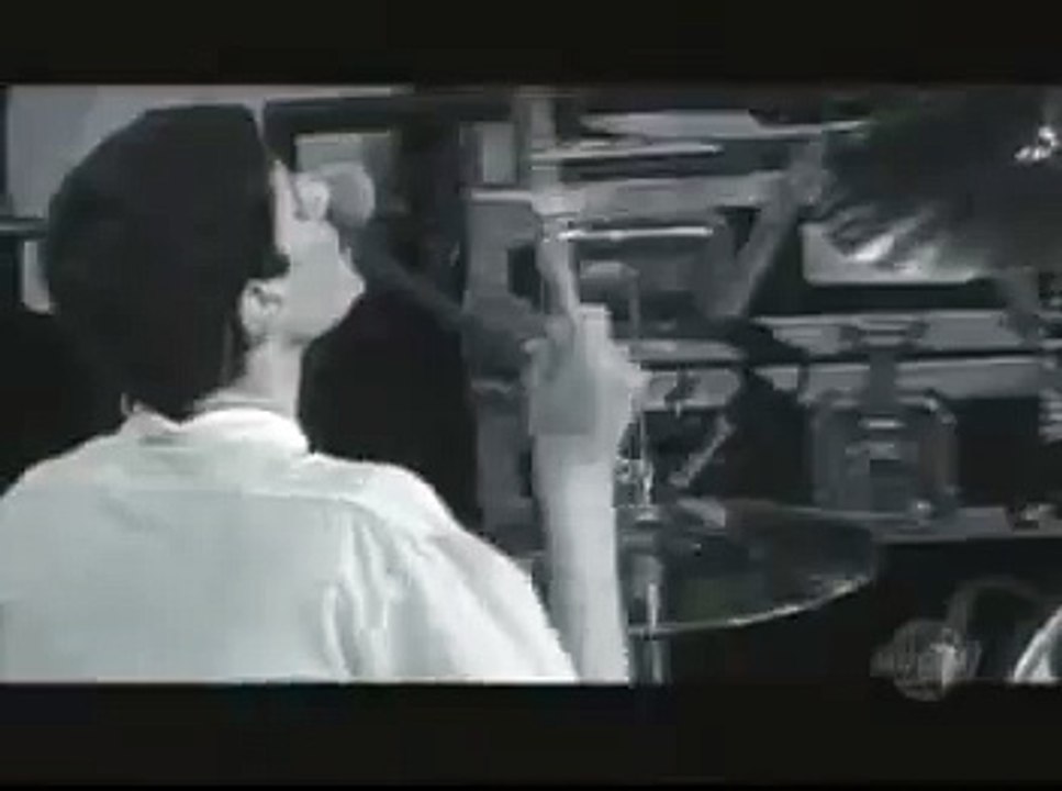 Beastie Boys - SABOTAGE (Live, awesome!!)