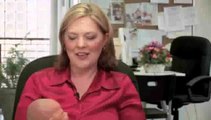 How should I hold my baby during bottle feeding?: How To Hold Your Baby During Bottle Feeding