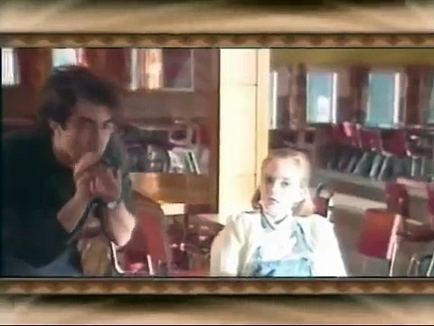 James Cameron Wins Best Director: 1998 Oscars