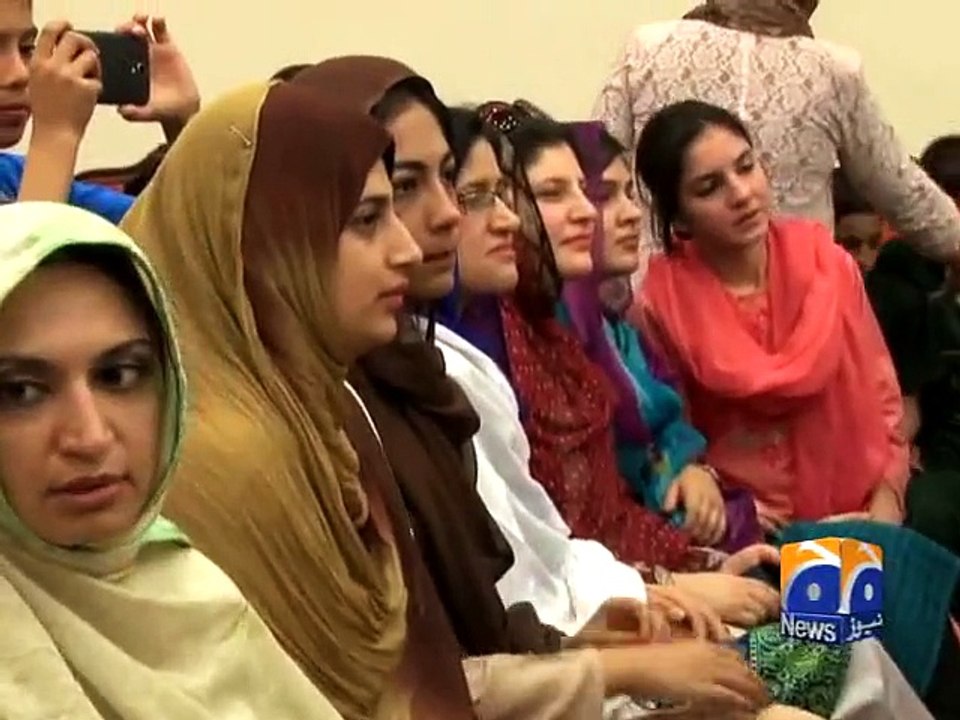 KPK Govt Appoints Reham Khan As Ambassador for Street Children, Isn't It Family Politics?