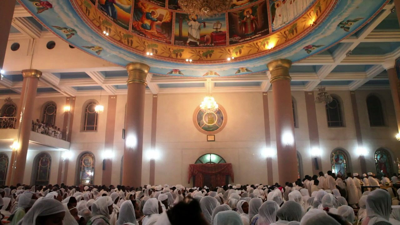 Les chrétiens orthodoxes célèbrent la Pâque