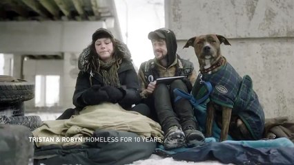 Evsizlerin Kendileri İçin Atılan Acımasız Tweet'leri Okuması