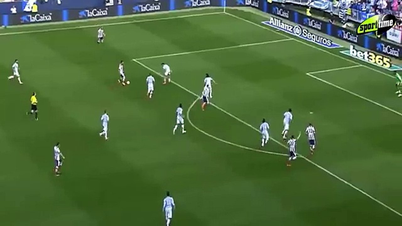 Arda Turan vs  5 players!