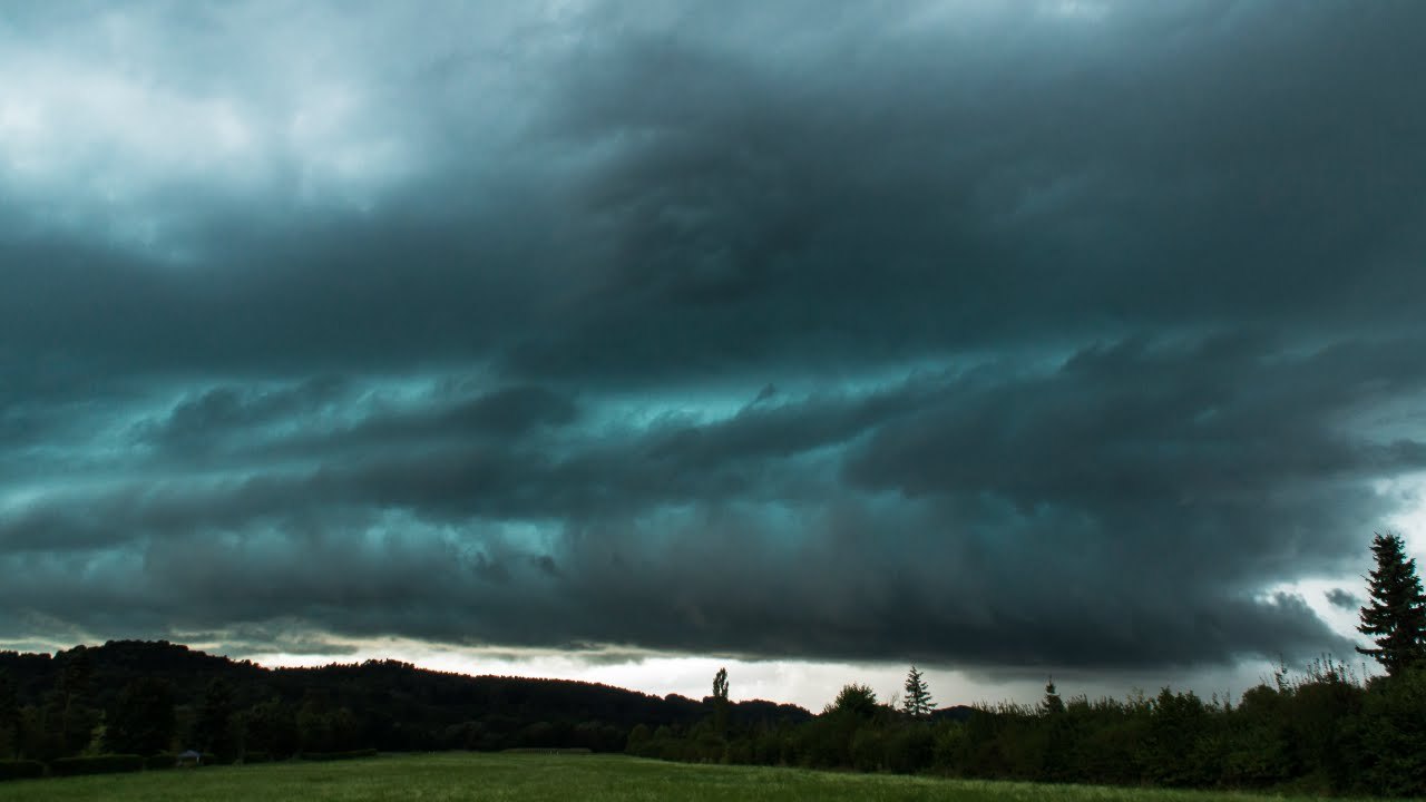 11/08/2014 - Zeitraffer Superzelle + Downburst Sequenz @ Raum Fürstenfeld (STMK)