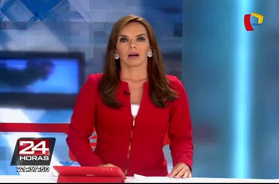Rotura de tubería matriz inunda viviendas en Comas