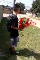 Il organise une SURPRISE Énorme pour l'anniversaire de sa FEMME !