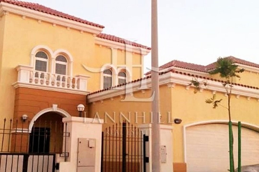 3 Bed Large  Single Row  Excellent Location