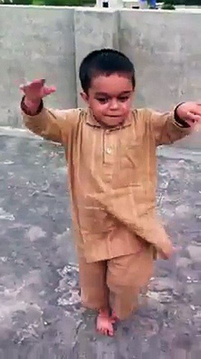 Baby Funny Dance