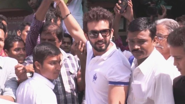 Jay Bhanusali Promotes Ek Paheli Leela | Gaiety Galaxy Cinemas