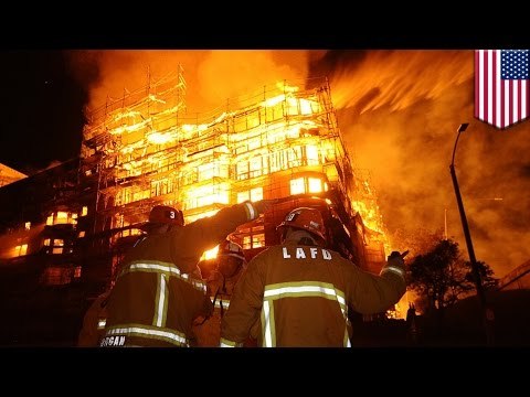 Policía cree que masivo incendio en edificio en construcción en Los Ángeles fue provocado