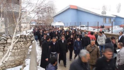 Hdp Milletvekilleri, Taziye Çadırını Ziyaret Etti