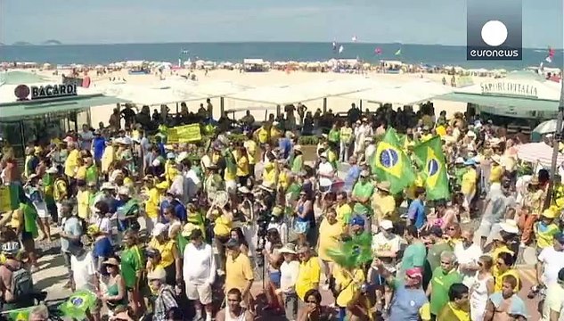 Miles de brasileños protestan contra el Gobierno de Dilma y la corrupción