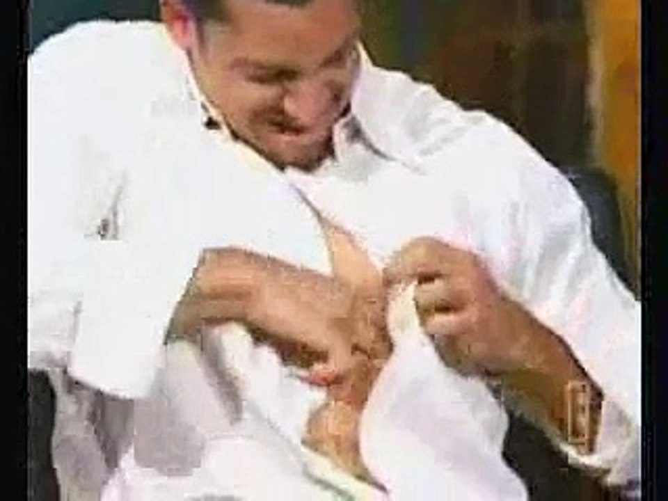 David Blaine Pulls Out Heart