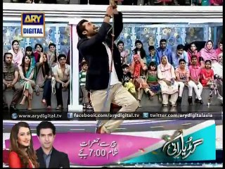 Man pulls off incredible stunt in bid to win motorcycle - Jeeto Pakistan - ARY Digital