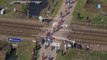 Un TGV coupe le peloton de Paris-Roubaix en deux