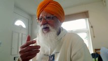 Punjabi - Christ Arjan Dev Ji Says Mammon worshipper thinks Gods is outside whilst the sealed to serve God Gurmukh knows