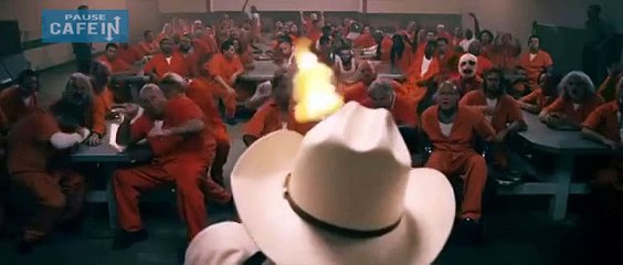 the human centipede, bande-annonce VOSTFR