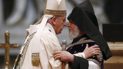 Papa'dan Hükümetin Tepkisine Yanıt