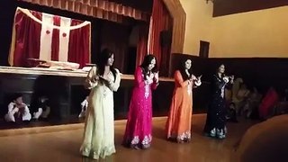 Best Wedding Dance Ever -- Mere naal tu Whistle Baja -- (FULL HD )