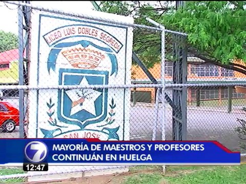 Pago puntual y no represalias, eso piden los educadores para acabar la huelga