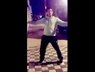 Have You Ever Seen A Person Doing Dance On Police Siren ?