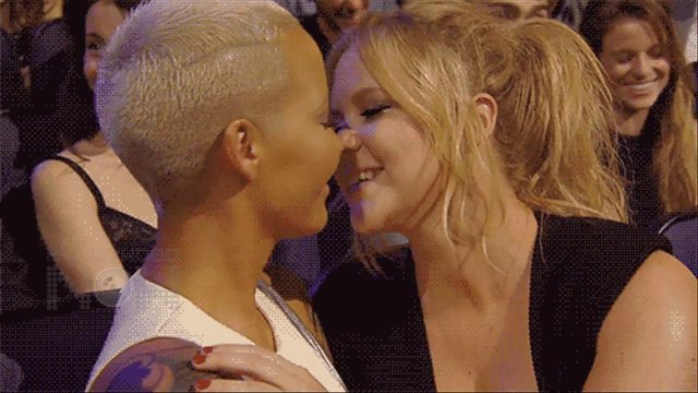 Amber Rose-Kissing-Amy Schumer At MTV Movie Awards 2015