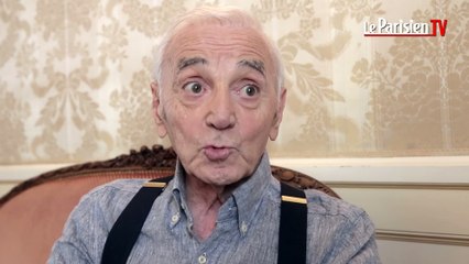 Tải video: Charles Aznavour : « Il est costaud ce Pape François »