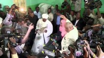 السودانيون يصوتون في انتخابات تتجه نحو تمديد حكم عمر البشير