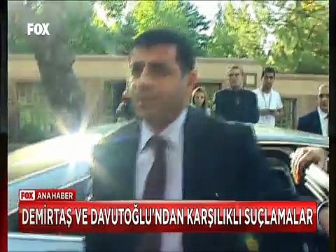 Selahattin Demirtaş ile Başbakan Ahmet Davutoğlu'nun 'Ağrı Diyadin' Restleşmesi