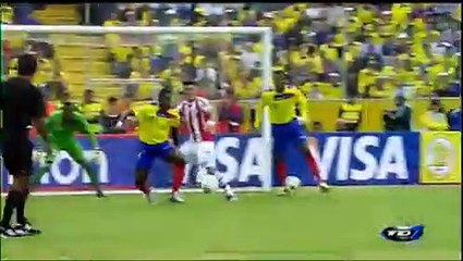 Con una fiesta de goles Ecuador vence a Paraguay 4-1
