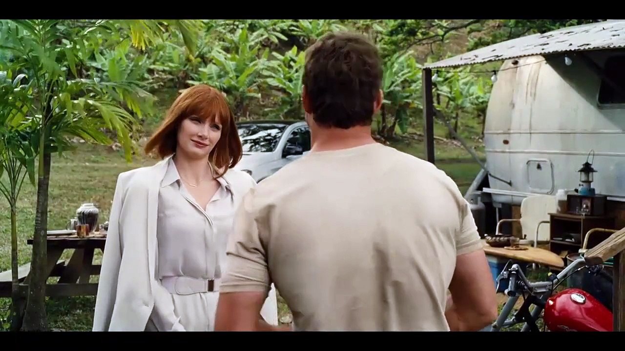 Jurassic World Official Movie CLIP + Trailer (2015) - Chris Pratt HD