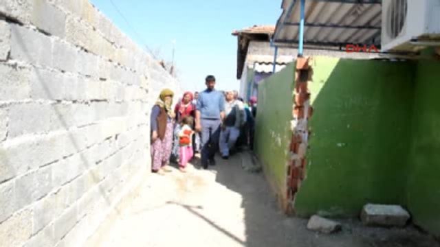 Aydın 20 Yıllık Caddeyi 'Tapulu Arazim' Deyip, Kapattı