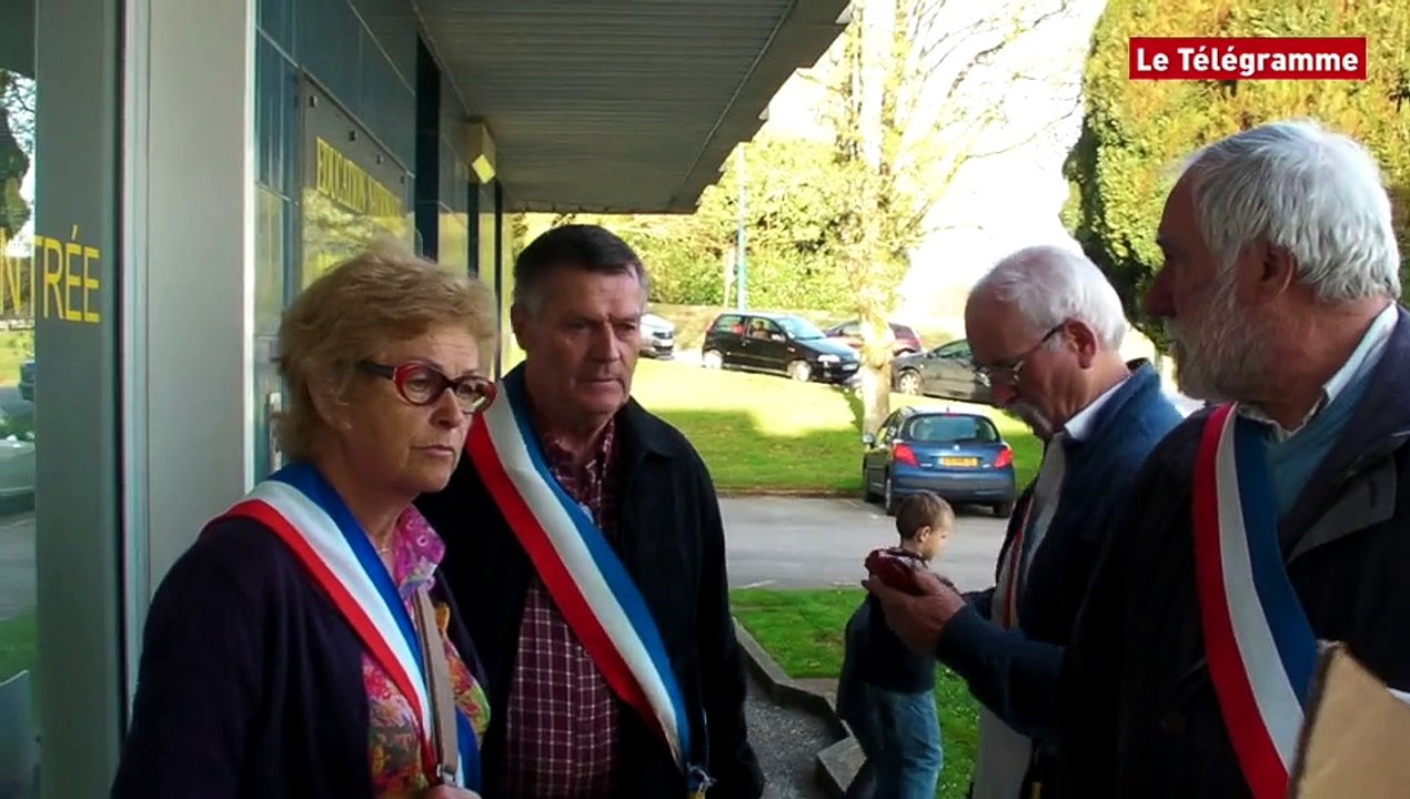 Quimper. 200 manifestants devant l'inspection académique