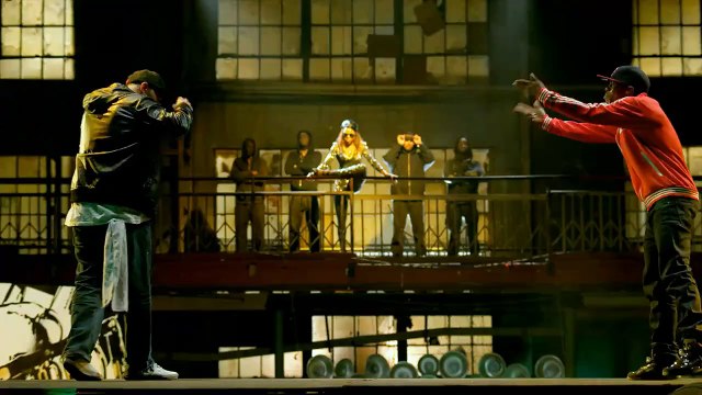 Tiësto vs. Diplo ft. Busta Rhymes - C_mon (Catch _Em By Surprise)