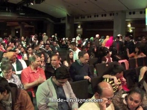 Teaser Narendra Modi au Carrousel du Louvre à Paris