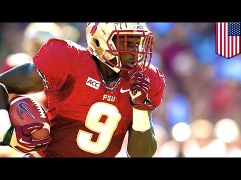 Jugador de futbol americano esta siendo investigado por presuntamente golpear a su novia embarazada