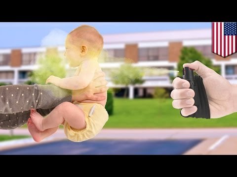 Padre irresponsable usa a su hijo como escudo humano para evitar ser arrestado por la policía