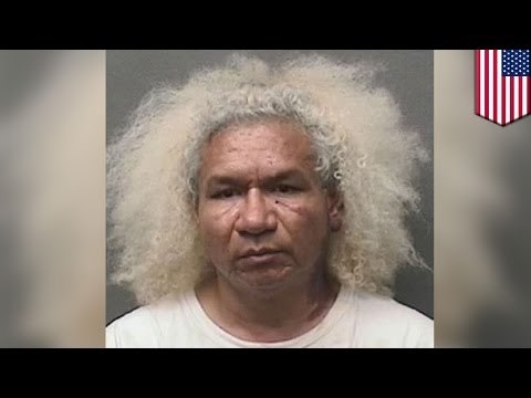 Hombre demente ataca con gas pimienta a dos adultos y a una niña de 8 años de edad