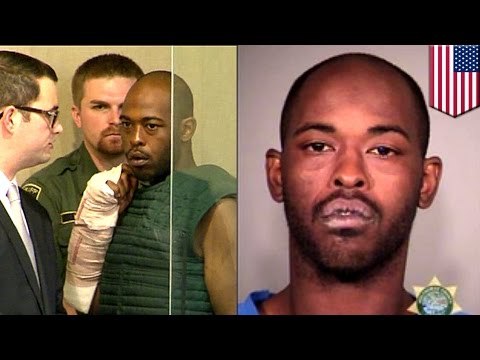 Hombre intenta robar autos en importante autopista de Portland usando un arma falsa