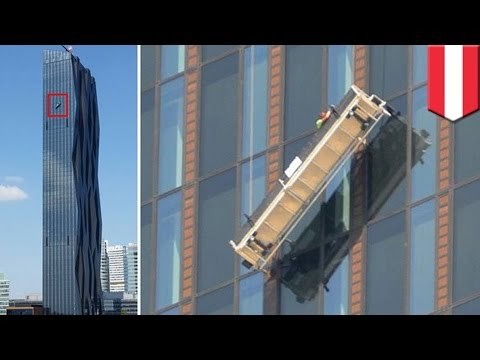 Trabajos peligrosos: Limpiadores de ventanas escapan de morir en el edificio mas alto de Austria
